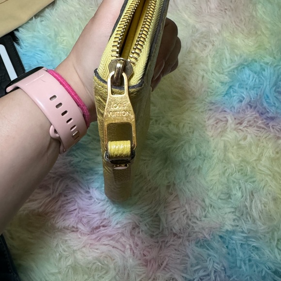 COPY - Louis Vuitton Zippy Wallet - Picture 7 of 9